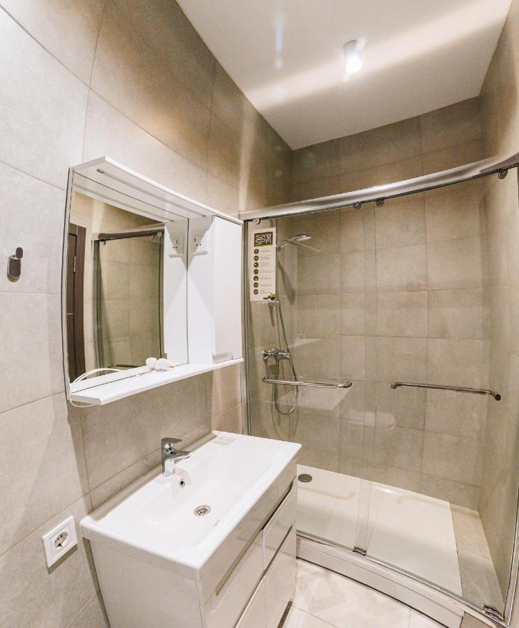 קייב Royal Tower Luxurious Smart Residence מראה חיצוני תמונה